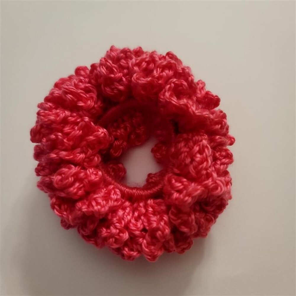 Handmade crochet Scrunchie (Pink)